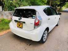 https://riyasewana.com/uploads/toyota-aqua-28114374942.jpg