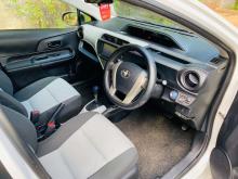 https://riyasewana.com/uploads/toyota-aqua-28116056904.jpg