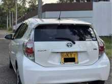 https://riyasewana.com/uploads/toyota-aqua-2812271722952.jpg