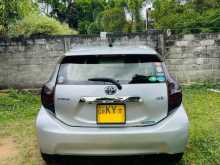 https://riyasewana.com/uploads/toyota-aqua-2815192422443.jpg