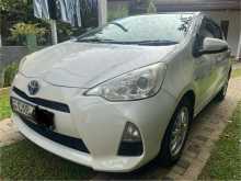 https://riyasewana.com/uploads/toyota-aqua-28230104933.jpg