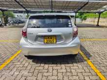 https://riyasewana.com/uploads/toyota-aqua-2872233206.jpg