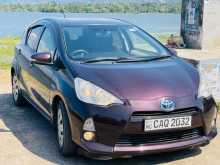 https://riyasewana.com/uploads/toyota-aqua-28800014253.jpg