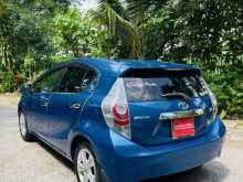 https://riyasewana.com/uploads/toyota-aqua-28917424573.jpg