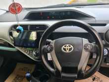 https://riyasewana.com/uploads/toyota-aqua-29120313335.jpg