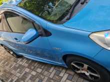 https://riyasewana.com/uploads/toyota-aqua-29120313493.jpg