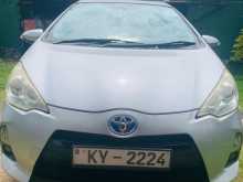 Toyota Aqua 2013 Car