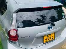 https://riyasewana.com/uploads/toyota-aqua-29195747823.jpg