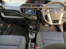 https://riyasewana.com/uploads/toyota-aqua-29232545143.jpg
