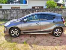 https://riyasewana.com/uploads/toyota-aqua-292337334612.jpg