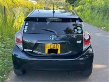 https://riyasewana.com/uploads/toyota-aqua-3010310524431.jpg