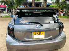 https://riyasewana.com/uploads/toyota-aqua-30104952666.jpg