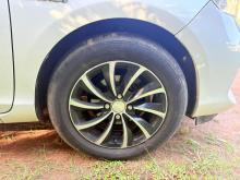 https://riyasewana.com/uploads/toyota-aqua-3011124417606.jpg