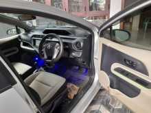 https://riyasewana.com/uploads/toyota-aqua-30112002195.jpg