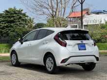https://riyasewana.com/uploads/toyota-aqua-30114235224.jpg
