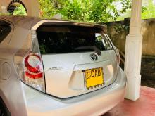 https://riyasewana.com/uploads/toyota-aqua-3015223610336.jpg