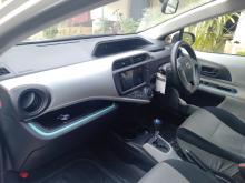 https://riyasewana.com/uploads/toyota-aqua-3019402917815.jpg