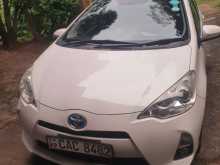https://riyasewana.com/uploads/toyota-aqua-3093908482.jpg
