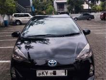 https://riyasewana.com/uploads/toyota-aqua-310343124972.jpg