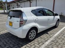 https://riyasewana.com/uploads/toyota-aqua-31046116014.jpg