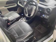 https://riyasewana.com/uploads/toyota-aqua-311275824754.jpg