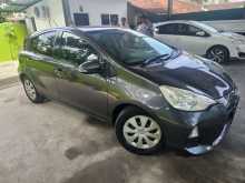 https://riyasewana.com/uploads/toyota-aqua-312102484163.jpg