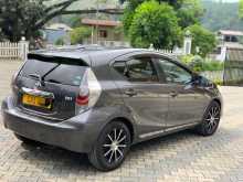 https://riyasewana.com/uploads/toyota-aqua-31220131462.jpg
