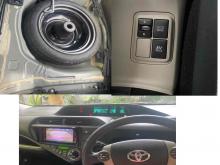 https://riyasewana.com/uploads/toyota-aqua-317575924583.jpg