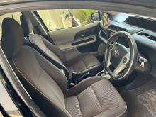 https://riyasewana.com/uploads/toyota-aqua-319371517235.jpg