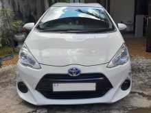 Toyota Aqua 2015 Car