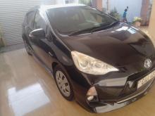 https://riyasewana.com/uploads/toyota-aqua-3803476444.jpg