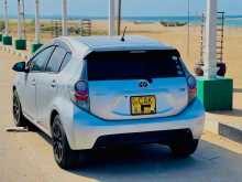 https://riyasewana.com/uploads/toyota-aqua-40474522822.jpg