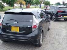 https://riyasewana.com/uploads/toyota-aqua-41011074912.jpg