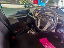 https://riyasewana.com/uploads/toyota-aqua-4131303362.jpg