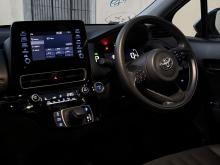 https://riyasewana.com/uploads/toyota-aqua-414532717276.jpg