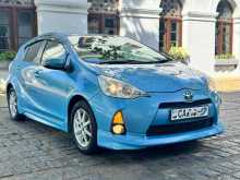 https://riyasewana.com/uploads/toyota-aqua-415333922543.jpg