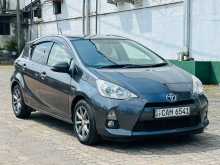 https://riyasewana.com/uploads/toyota-aqua-41655004822.jpg