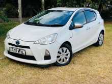 https://riyasewana.com/uploads/toyota-aqua-41936364502.jpg