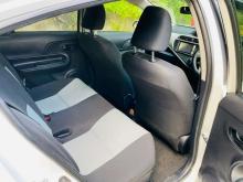 https://riyasewana.com/uploads/toyota-aqua-41938226716.jpg