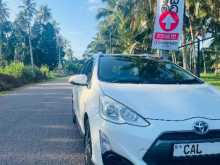 Toyota Aqua X Urban 2015 Car