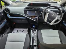 https://riyasewana.com/uploads/toyota-aqua-48372317836.jpg