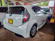 https://riyasewana.com/uploads/toyota-aqua-5144112184.jpg