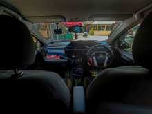 https://riyasewana.com/uploads/toyota-aqua-5172806923.jpg