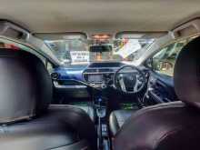 https://riyasewana.com/uploads/toyota-aqua-5174433453.jpg