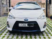 Toyota AQUA 2015 Car