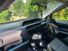 https://riyasewana.com/uploads/toyota-aqua-5855226356.jpg