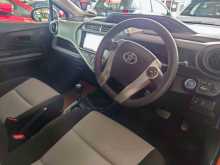https://riyasewana.com/uploads/toyota-aqua-7114318422.jpg