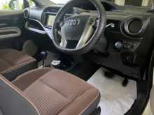 https://riyasewana.com/uploads/toyota-aqua-821133622802.jpg