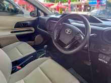 https://riyasewana.com/uploads/toyota-aqua-9105538562.jpg