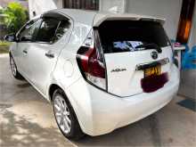 https://riyasewana.com/uploads/toyota-aqua-9143609423.jpg